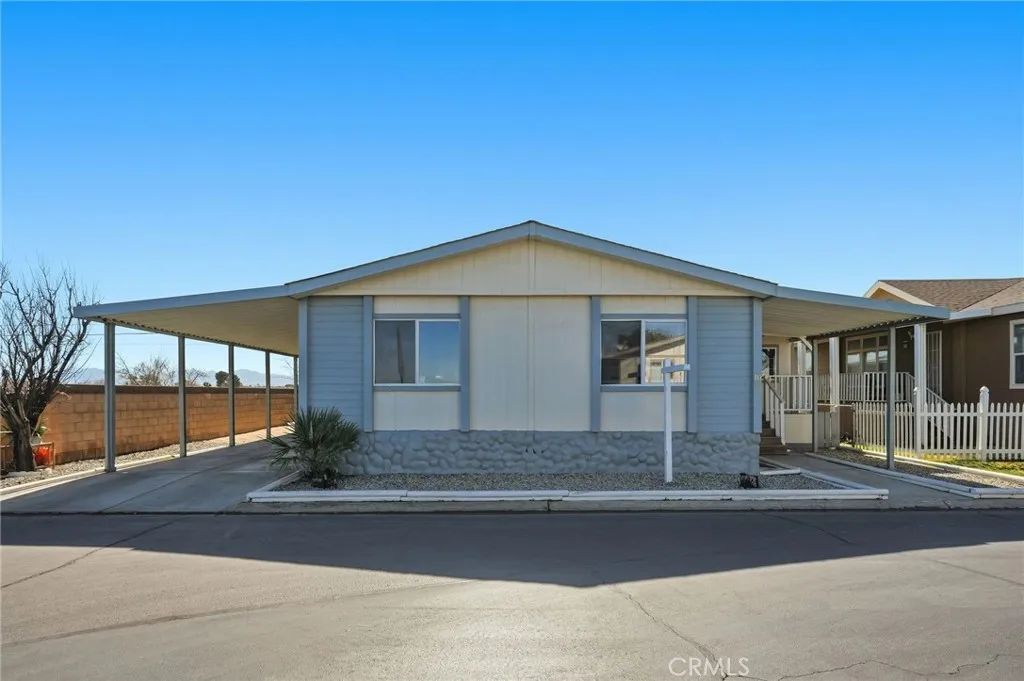 2121 E Ave I SPC 10 10, Lancaster, CA 93535