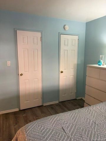 153-25 88 Street 3F, Howard Beach, NY 11414