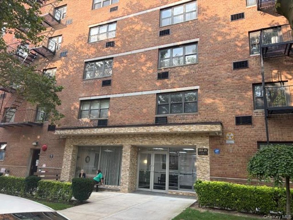 153-25 88 Street 3F, Howard Beach, NY 11414 — exterior