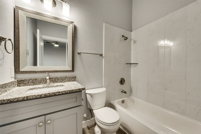 5827 Rivendell Drive, Frisco, TX 75035