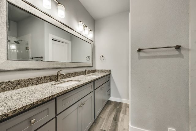 5827 Rivendell Drive, Frisco, TX 75035