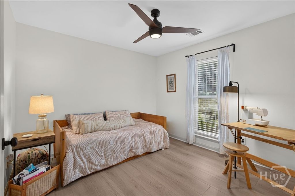 Image 18 of property listing at 59 Richmond Way, Richmond Hill, GA 31324