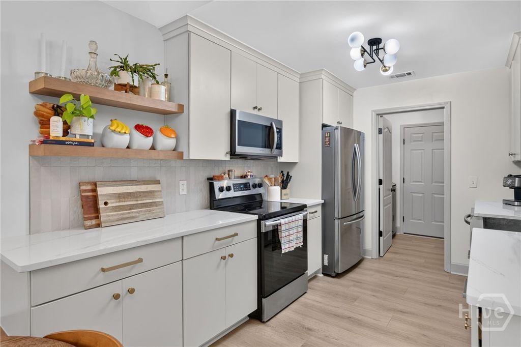 Image 31 of property listing at 59 Richmond Way, Richmond Hill, GA 31324