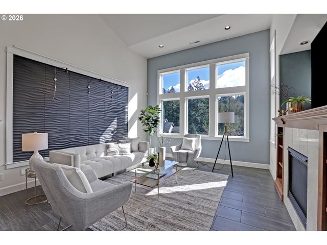 10316 Se BRISTOL Ct, Happy Valley, OR 97086