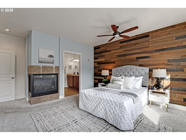 10316 Se BRISTOL Ct, Happy Valley, OR 97086