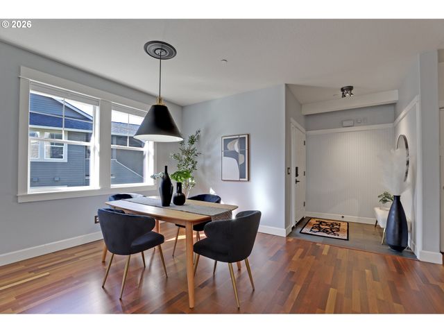 10316 Se BRISTOL Ct, Happy Valley, OR 97086