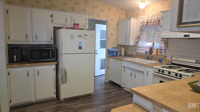 106 Serve Lane, Bakersfield, CA 93308