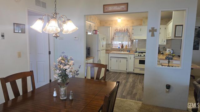 106 Serve Lane, Bakersfield, CA 93308
