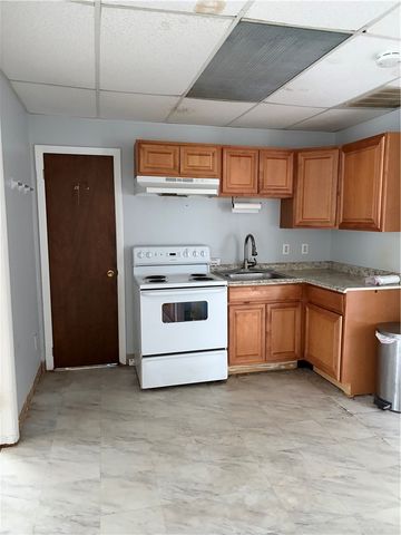 1006 Reservoir Avenue, Cranston, RI 02910