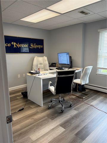 1006 Reservoir Avenue, Cranston, RI 02910