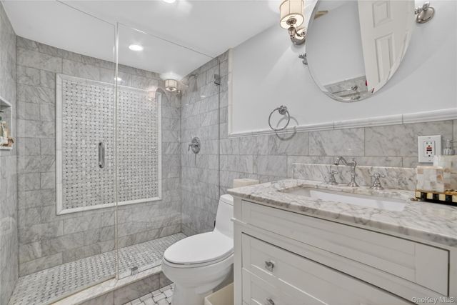 6037 69th Place, Maspeth, NY 11378
