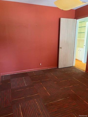 120 Westchester Way, Birmingham, MI 48009