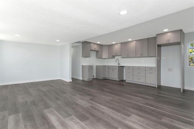 410 W 51ST AVENUE DRIVE W, Bradenton, FL 34207