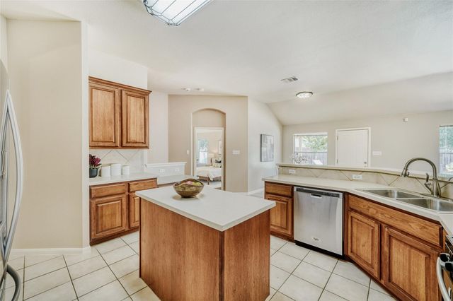616 Portchester Castle PATH, Pflugerville, TX 78660