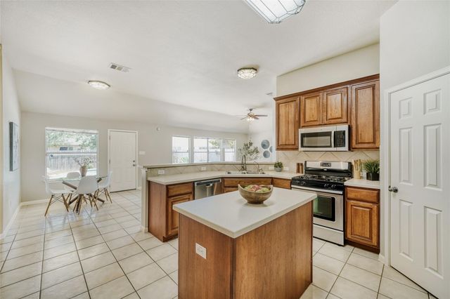 616 Portchester Castle PATH, Pflugerville, TX 78660