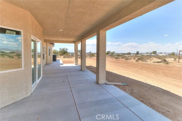 22970 Wren Street, Apple Valley, CA 92308