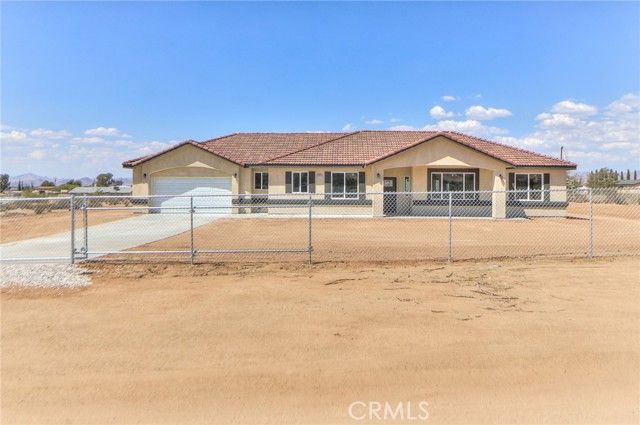 22970 Wren Street, Apple Valley, CA 92308