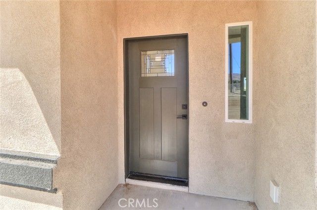 22970 Wren Street, Apple Valley, CA 92308