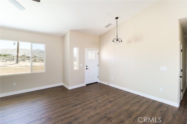 22970 Wren Street, Apple Valley, CA 92308