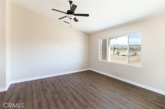 22970 Wren Street, Apple Valley, CA 92308