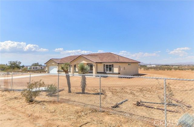 22970 Wren Street, Apple Valley, CA 92308