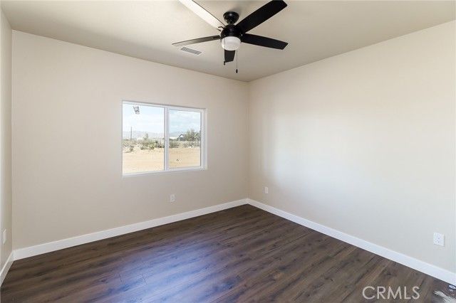 22970 Wren Street, Apple Valley, CA 92308