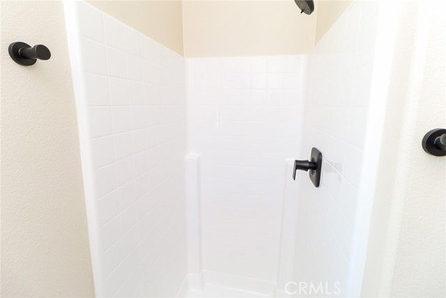 22970 Wren Street, Apple Valley, CA 92308