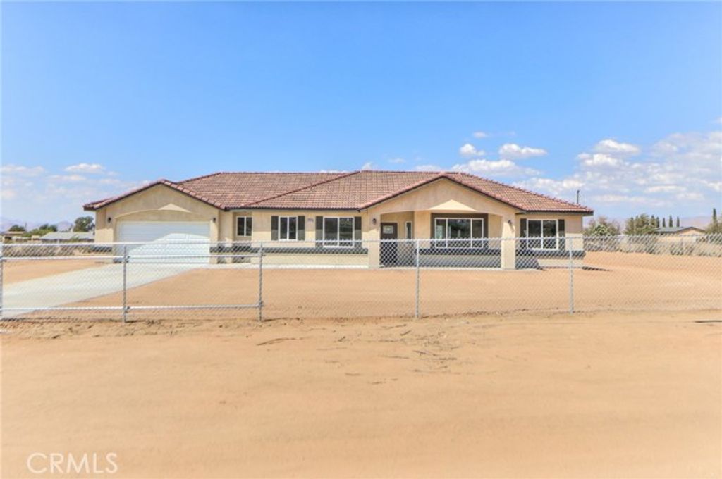 22970 Wren Street, Apple Valley, CA 92308