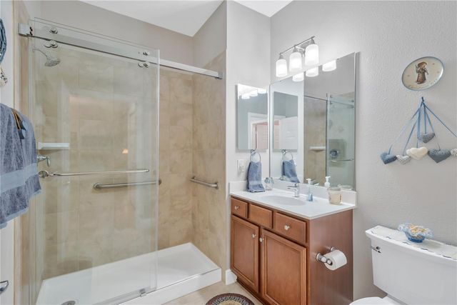 320 BLUEWATER FALLS COURT, Apollo Beach, FL 33572