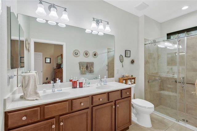 320 BLUEWATER FALLS COURT, Apollo Beach, FL 33572