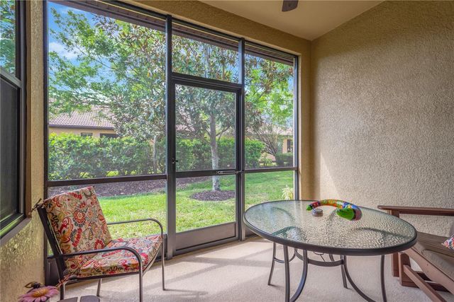 320 BLUEWATER FALLS COURT, Apollo Beach, FL 33572