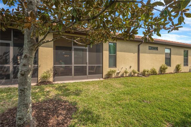 320 BLUEWATER FALLS COURT, Apollo Beach, FL 33572