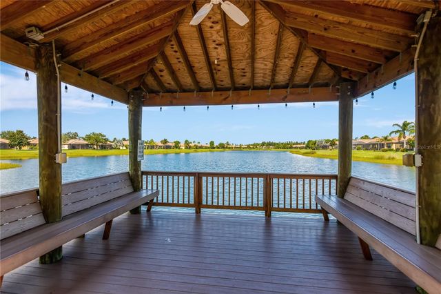 320 BLUEWATER FALLS COURT, Apollo Beach, FL 33572