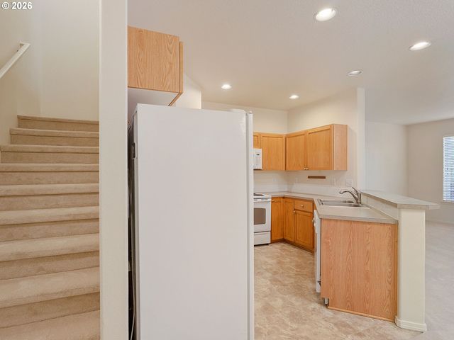 2419 Nw ROSEBURG Ter, Beaverton, OR 97006