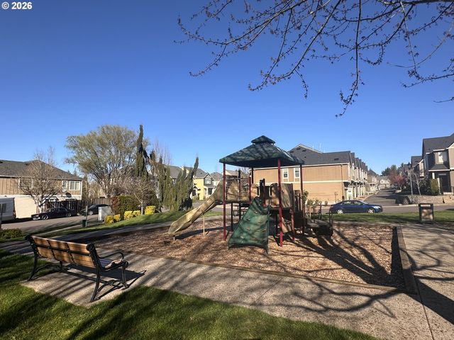 2419 Nw ROSEBURG Ter, Beaverton, OR 97006