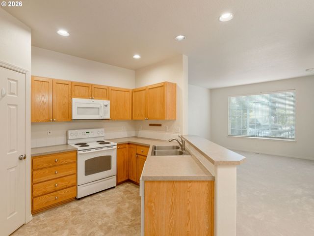 2419 Nw ROSEBURG Ter, Beaverton, OR 97006