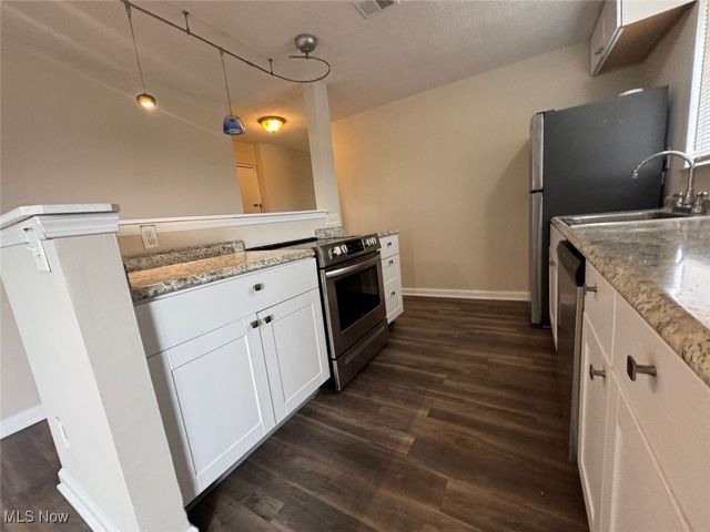 12050 Lake Avenue 602, Lakewood, OH 44107