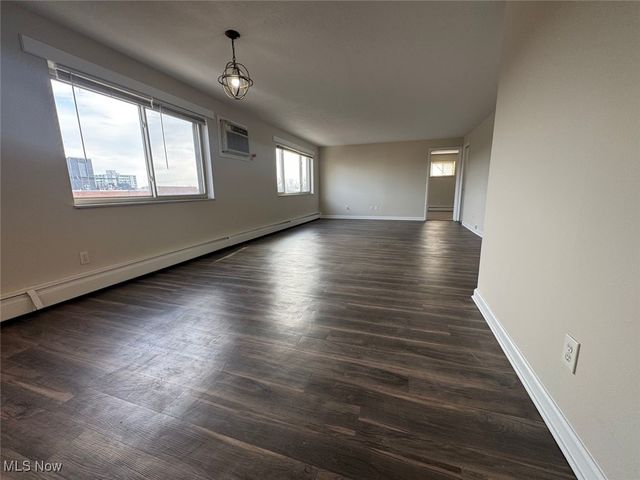 12050 Lake Avenue 602, Lakewood, OH 44107