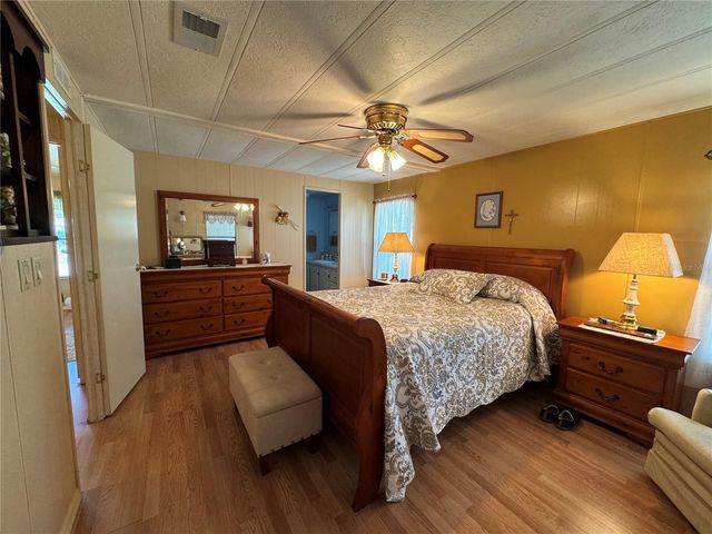 6733 KENSINGTON DRIVE NE, Winter Haven, FL 33881