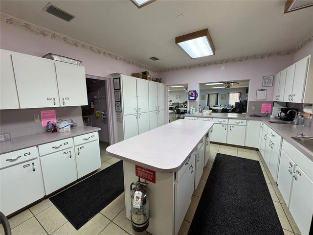 6733 KENSINGTON DRIVE NE, Winter Haven, FL 33881