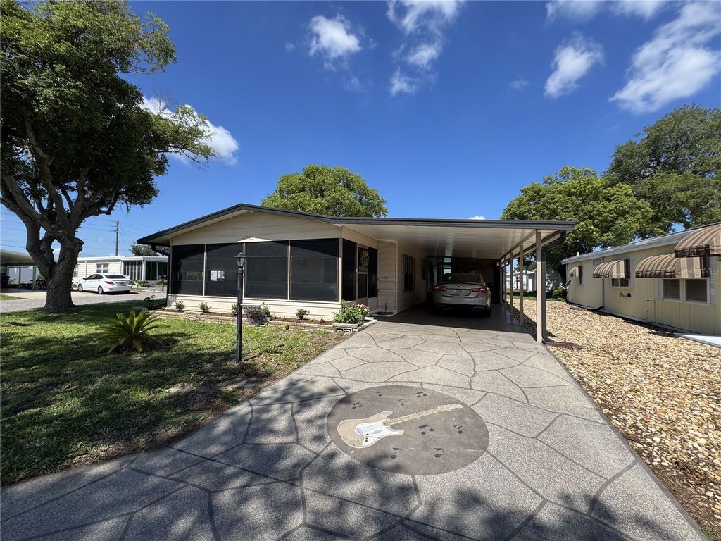 6733 KENSINGTON DRIVE NE, Winter Haven, FL 33881