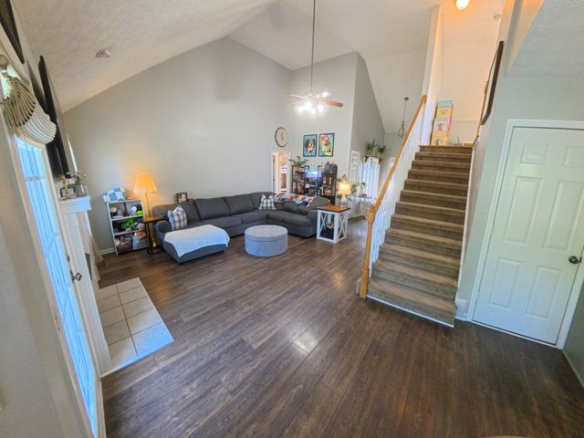 1464 Cedar Springs Cir, Clarksville, TN 37042