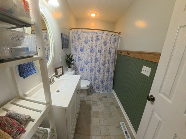 1464 Cedar Springs Cir, Clarksville, TN 37042