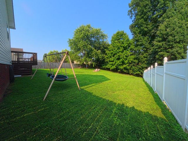 1464 Cedar Springs Cir, Clarksville, TN 37042