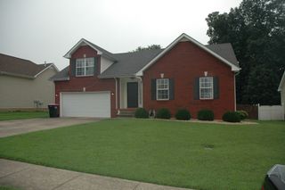 1464 Cedar Springs Cir, Clarksville, TN 37042