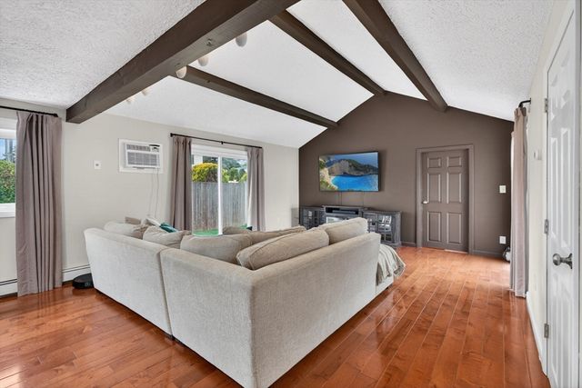 1 Reed Rd, Peabody, MA 01960