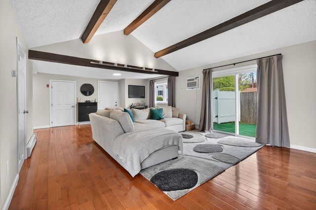 1 Reed Rd, Peabody, MA 01960