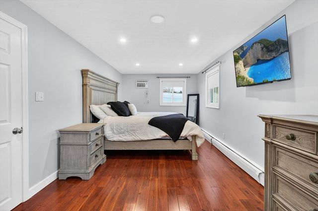 1 Reed Rd, Peabody, MA 01960