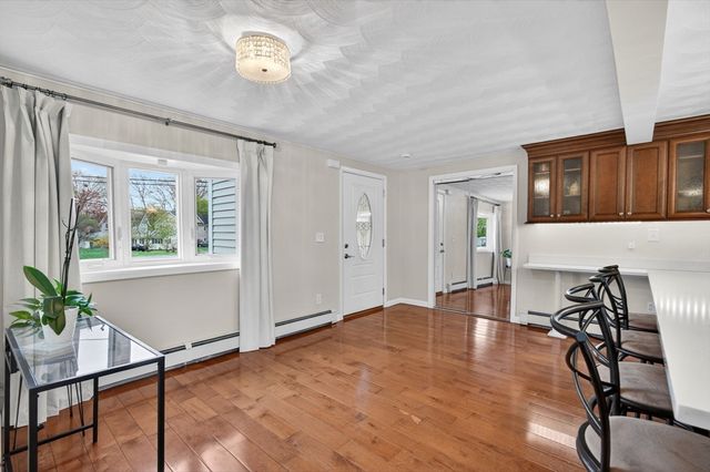1 Reed Rd, Peabody, MA 01960