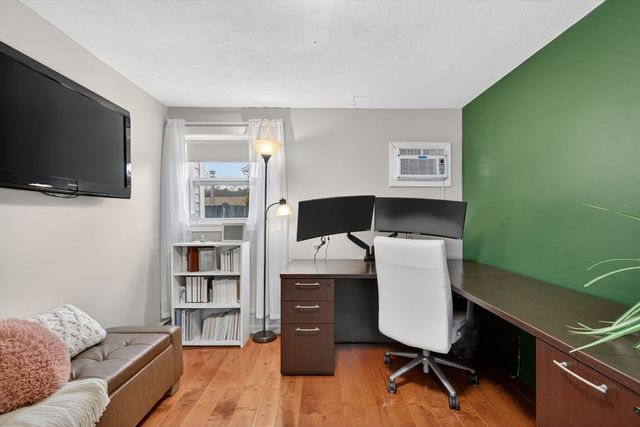 1 Reed Rd, Peabody, MA 01960